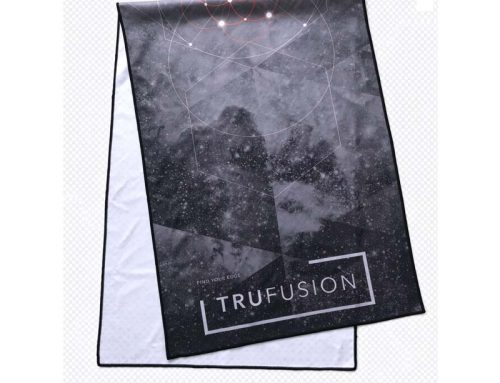 Luxury Premium Yoga Mat Towel, 420 GSM Ultra-Soft Microfiber, Silicone Anti-Slip Backing, 61x183cm, Custom Branding, High-End Fitness Towel Supplier