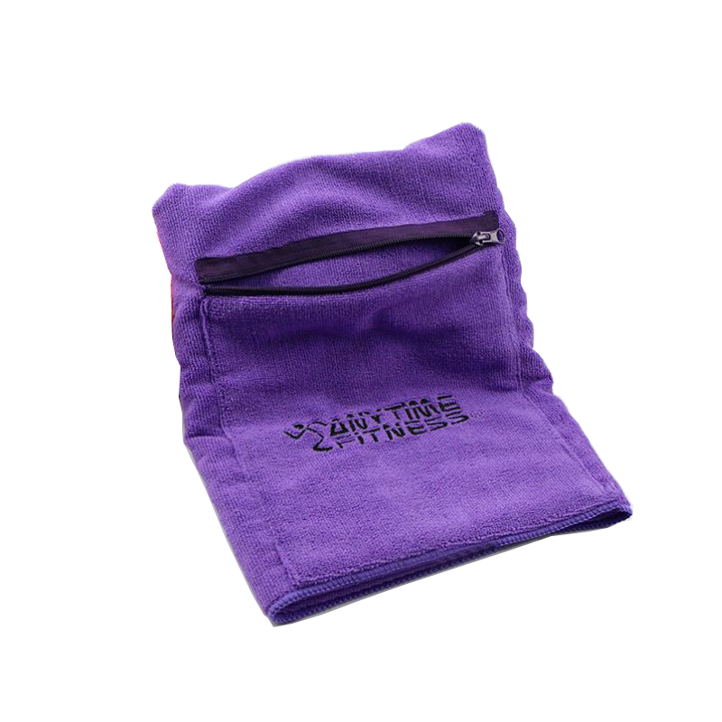 https://www.towelsports.com/wp-content/uploads/2020/04/Embroidery-customer%E2%80%99s-logo-with-a-pocket-gym-towel-microfiber-in-280GSM.jpg