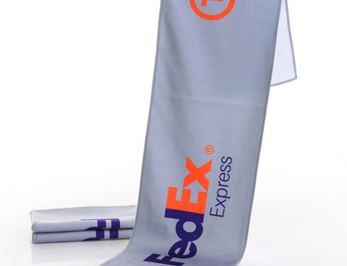 Serviette de gym promotionnelle absorbant l'eau en microfibre de conception personnalisée pour Fedex