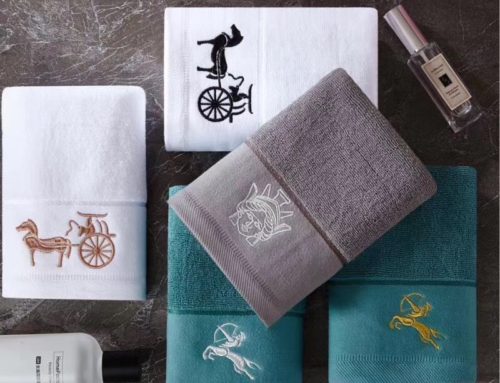 Commerce de gros hôtel et spa logo brodé motif dobby serviette de bain en coton doux